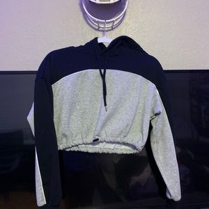 Cropped hoodie